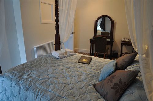 Northover Manor Country house